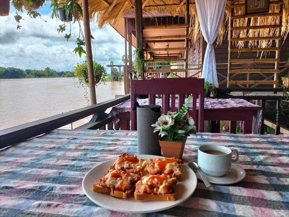 Champa Guesthouse Muang Không Eksteriør bilde