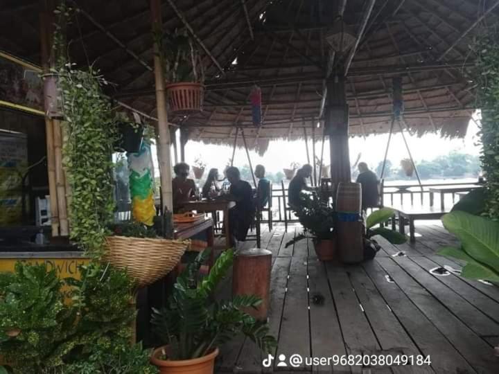 Champa Guesthouse Muang Không Eksteriør bilde