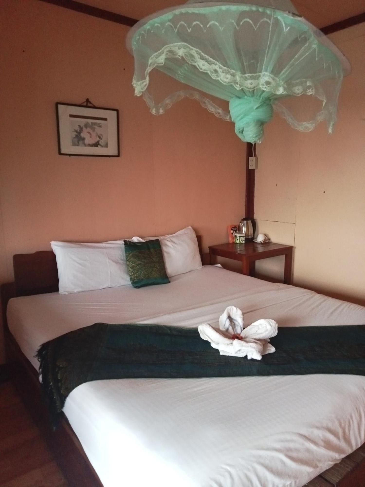Champa Guesthouse Muang Không Eksteriør bilde
