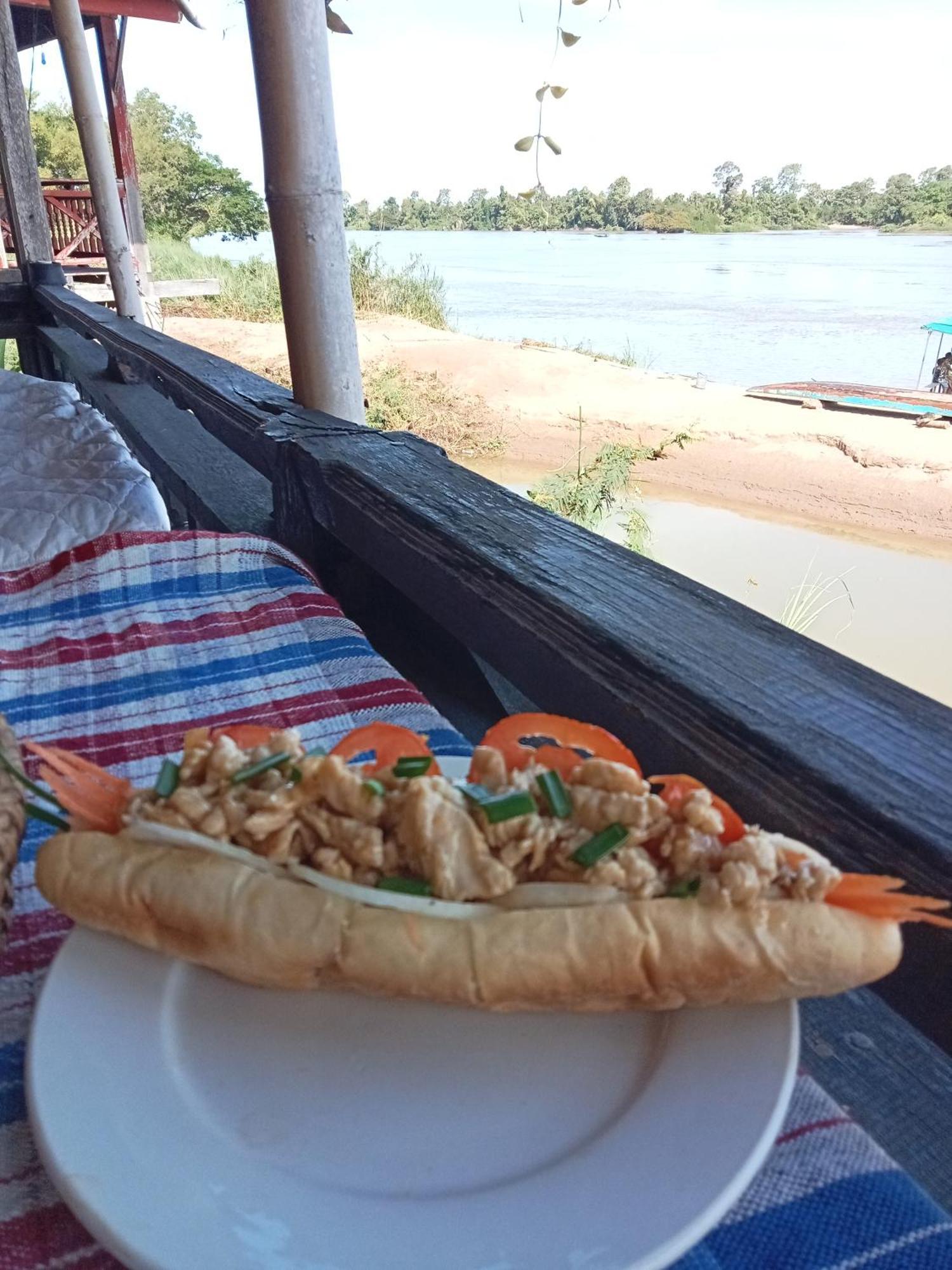 Champa Guesthouse Muang Không Eksteriør bilde