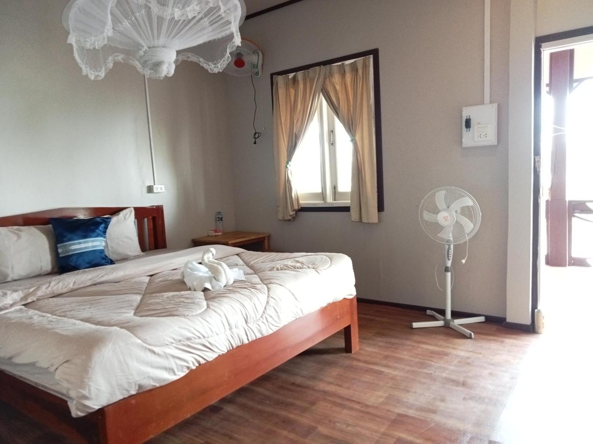 Champa Guesthouse Muang Không Eksteriør bilde